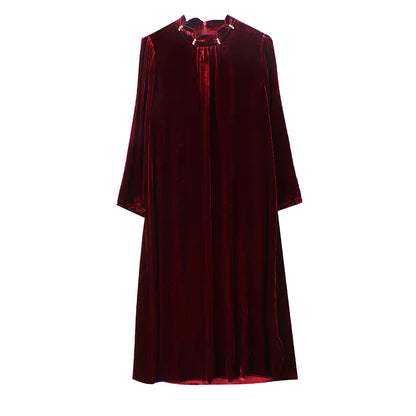 Elegance Redefined: Timeless Velvet Dress for Autumn